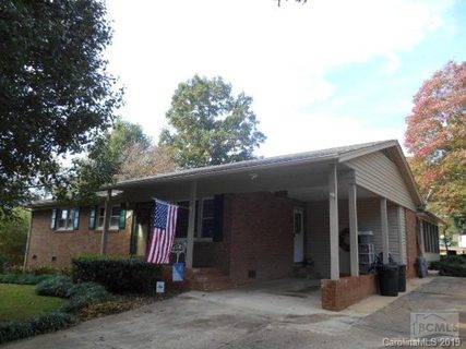 1323 Oak Hill Drive