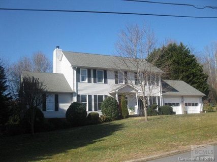 122 Oakwood Street