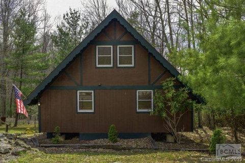 707 Pine Ridge Road