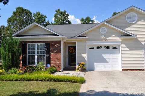 136 Lady Slipper Lane