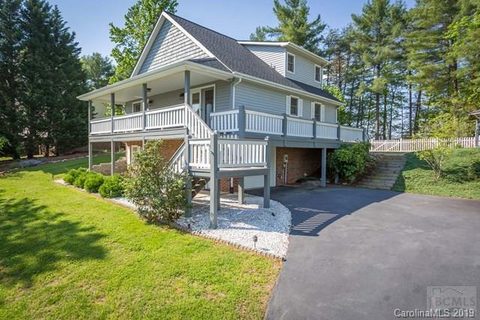 2720 Hemlock Court sold home in Laurel Pointe, Nebo, NC