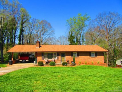 306 North Council Oaks
