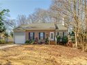 2112 Mary Ann Drive sold home in Charlotte, SC