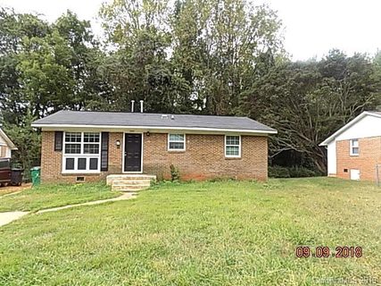 2231 Longleaf Drive