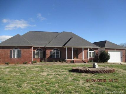 925 Saddle Drive 12