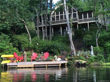 Previously sold for $468,900