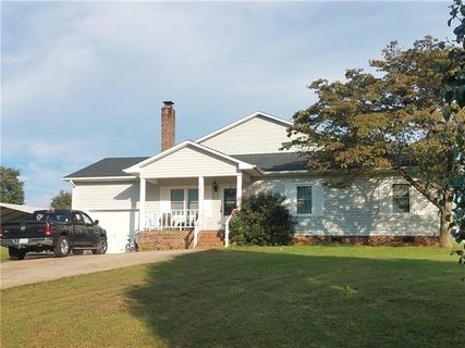 4080 Carlton Drive sold home in Charlotta Court, Claremont, NC