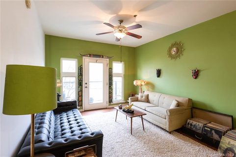 125 Clingman Avenue 203