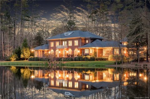 825 Eagle Road