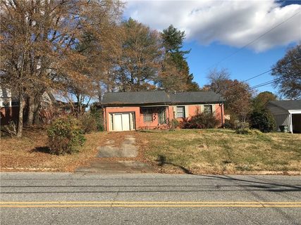 3016 Crescent Lane