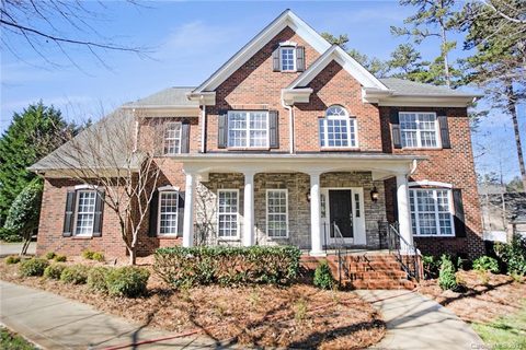 900 Patricians Lane sold home in The Estates At Wesley Oaks, Monroe, NC