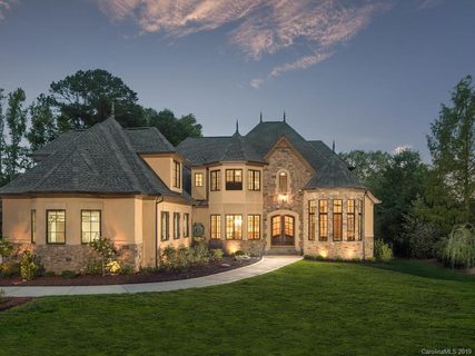 Previously sold for $925,000