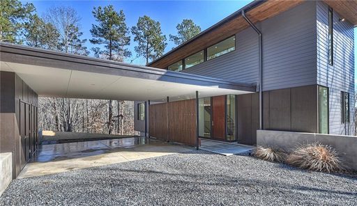 Previously sold for $1,134,000