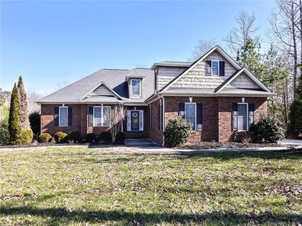 5638 Lake Wylie Road sold home in Masons Crossing, Lake Wylie, SC