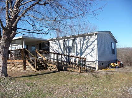 530 Old Us 19 23 Highway sold manufactured home in smokey park west, Candler, NC
