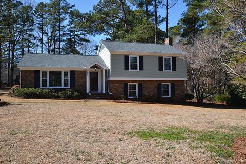 2067 Poinsett Drive