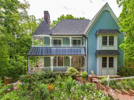 374 E Sondley Drive