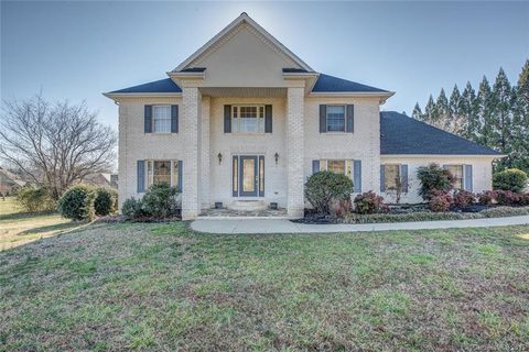 Previously sold for $282,000