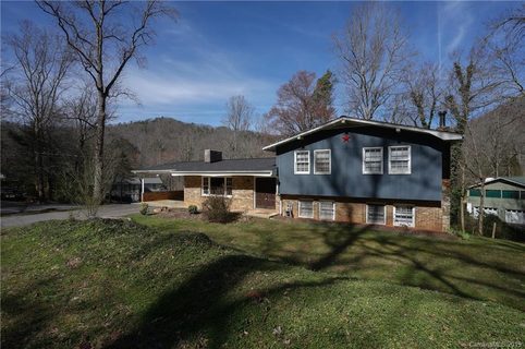 1074 University Heights Road 22 sold home in University Heights, Cullowhee, NC