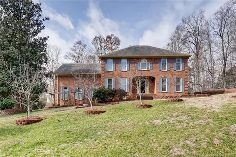 1513 Dennbriar Drive