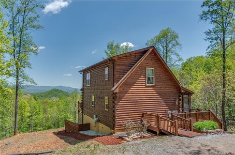 547 Summit Parkway sold home in Summit, Bostic, NC