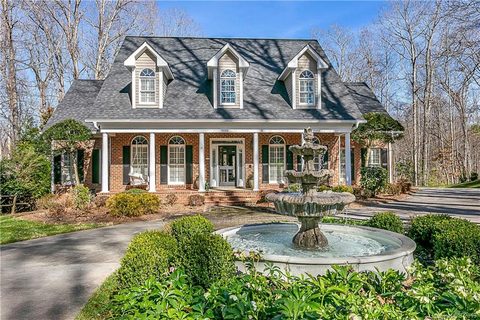 8820 Alpine Circle