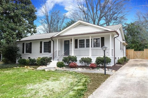 1522 Barberry Court sold home in Rama Woods, Charlotte, NC
