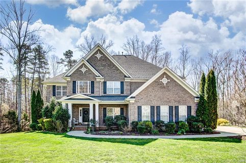 1034 Patricians Lane sold home in The Estates At Wesley Oaks, Wesley Chapel, NC