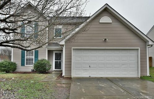 717 Aberdeen Glen Place