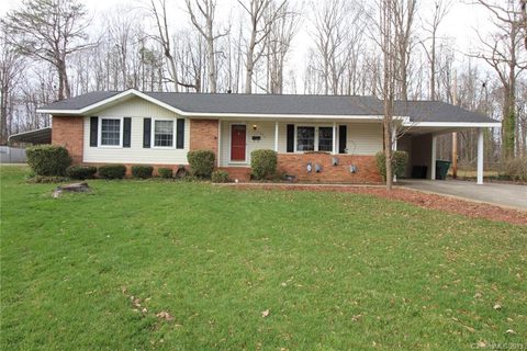 1522 Ridgewood Drive sold home in Kingswood South, Gastonia, NC