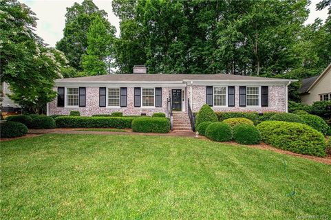 Previously sold for $700,000