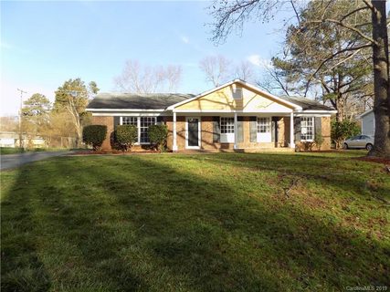 3817 Hillock Court