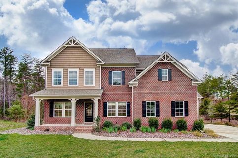 2577 Mchanna Point sold home in River Lake, Tega Cay, SC