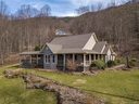 207 Presidential Drive sold home in Waynesville, SC