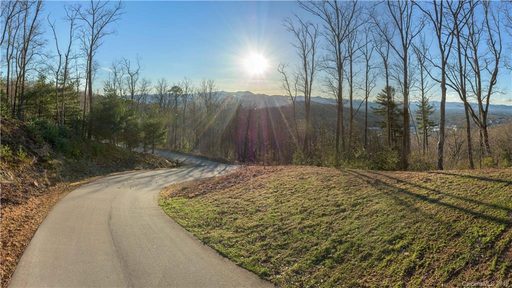 18 Giffords Lane 14 sold lot in Pinchot Forest, Asheville, NC