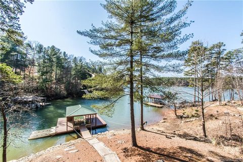 121 Deep River Court
