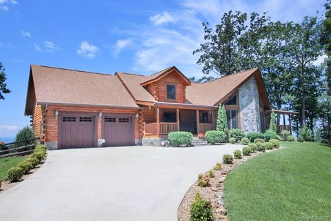2906 North Face Drive