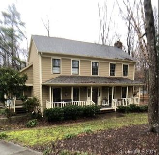 2800 Bards Court sold home in Hearthstone, Matthews, NC
