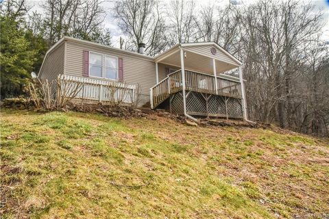 526 Matthew Lane 10 sold manufactured home in Grand View Acres, Canton, NC