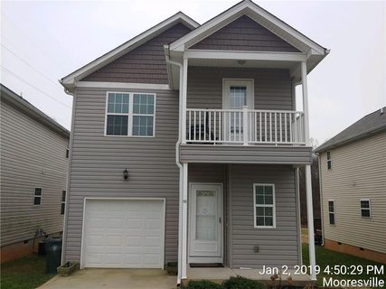 111 High Bluff Circle