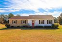 1949 Davis Circle 14 sold home in Clover, SC