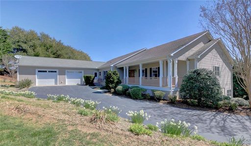 2010 Holly Tree Hill sold home in Sugar Hollow Farms, Hendersonville, NC
