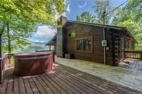 1712 Summit Drive sold home in Maggie Valley Development, Maggie Valley, NC