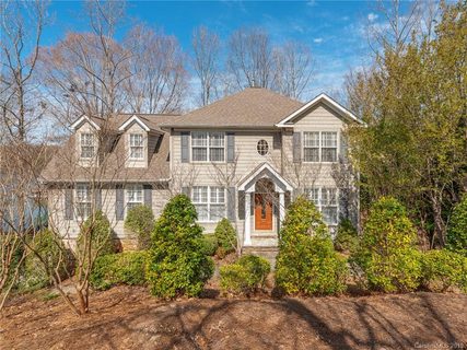 136 Sierra Woods Drive