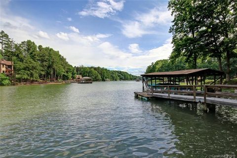 211 Quiet Cove Road