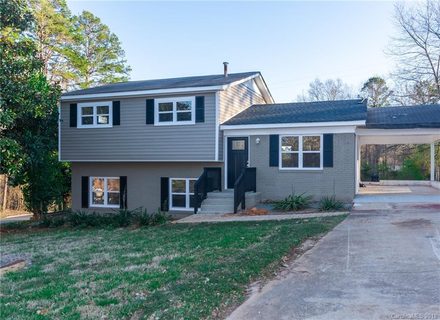 2901 Crescent Lane