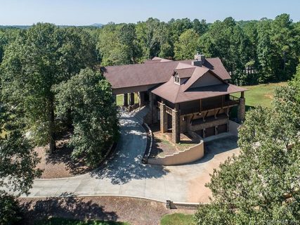 8304 Aeromarine Boulevard sold home in Long Island Air Park, Catawba, NC
