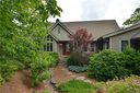 1127 W Rochester Drive sold home in Cashiers, SC