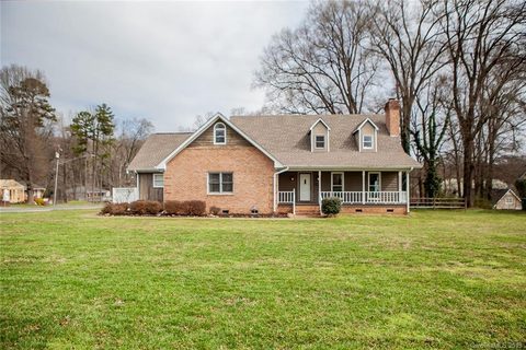 4528 Oak Drive