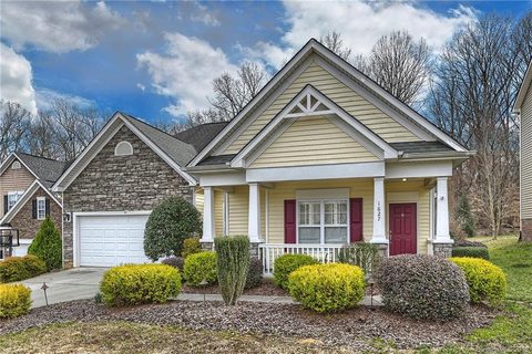1627 Privette Road sold home in Squirrel Lake Village, Matthews, NC